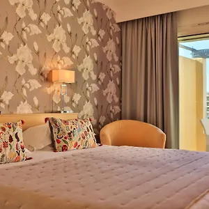 le-petit-prince.fr-provencehotel.com/