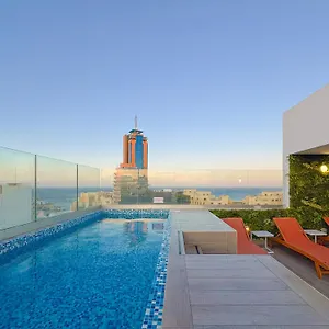 v-hotel.hotelssaintjulians.com/