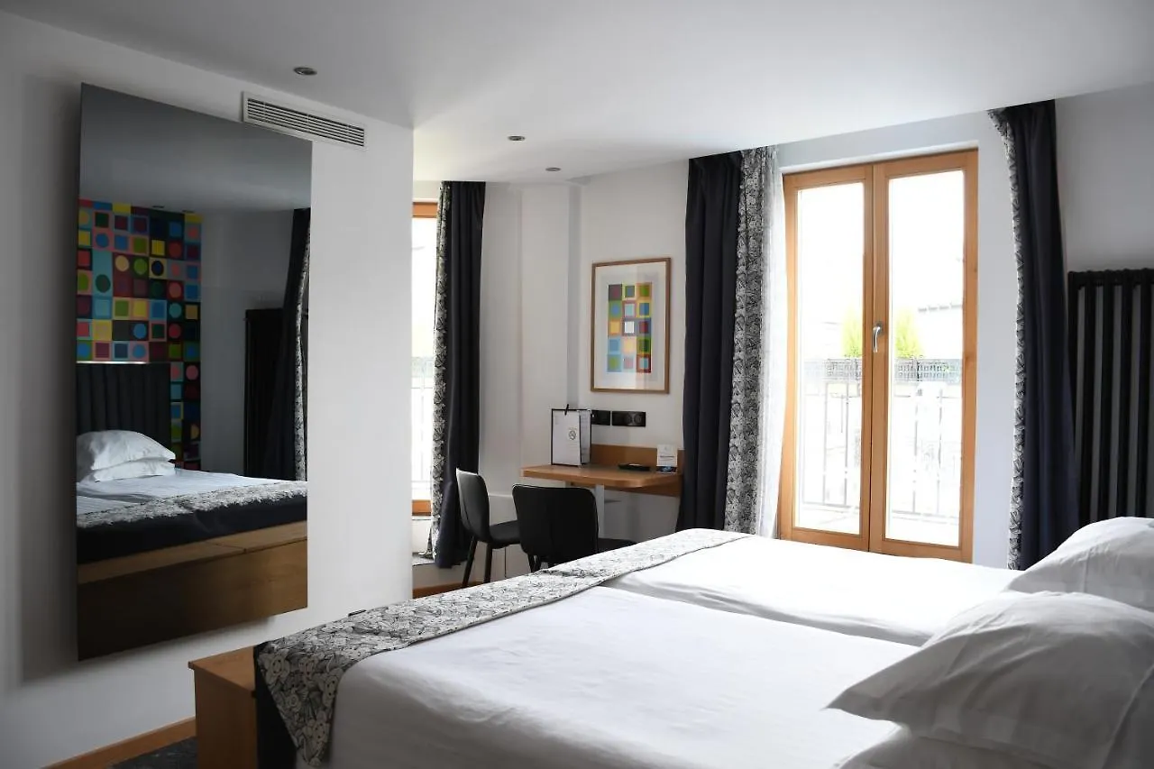 ***  Hotel Aida Opera Paris France